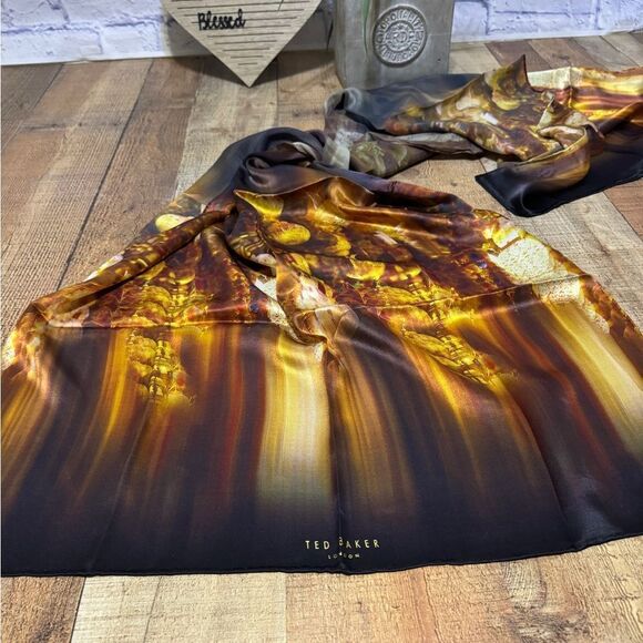 TED BAKER London Long 100% Silk Scarf Wrap Gold/black - Picture 7 of 9